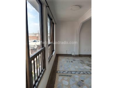 Casa de 5 alcobas en venta en Napoles, Cali, 226 m² · foto 13 de 15