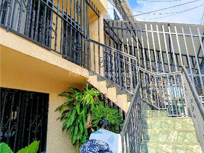 Casa de 5 alcobas en venta en Salomia, Cali, 170 m² · foto 3 de 10