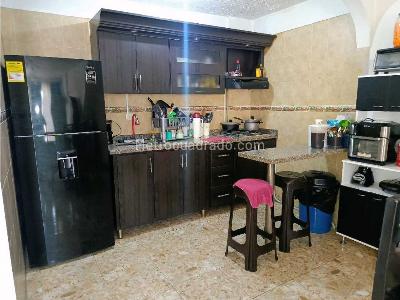Casa de 5 alcobas en venta en Salomia, Cali, 170 m² · foto 6 de 10