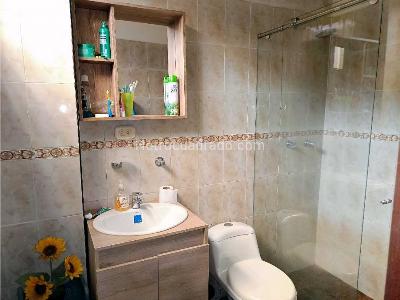 Casa de 5 alcobas en venta en Salomia, Cali, 170 m² · foto 8 de 10