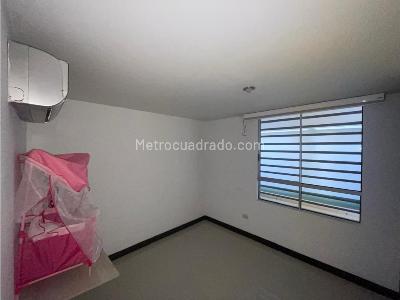 Apartamento de 3 alcobas en venta en Cali, Cali, 150 m² · foto 7 de 14