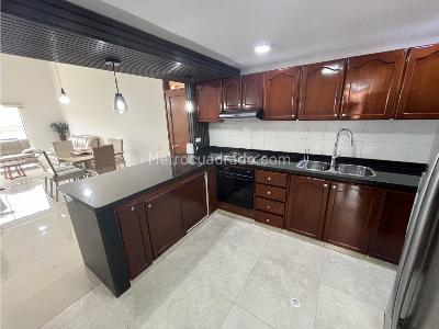 Apartamento de 3 alcobas en venta en Ciudad Jardin, Cali, 135 m² · foto 10 de 20