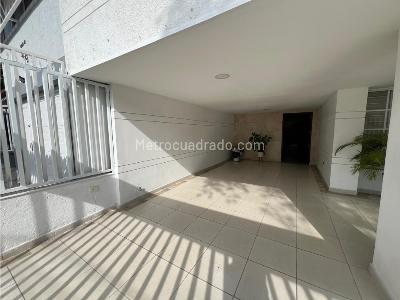 Casa de 4 alcobas en venta en Camino Real, Cali, 228 m² · foto 2 de 20