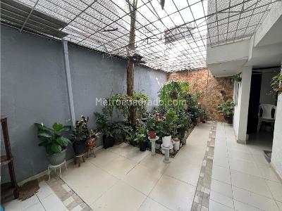 Casa de 4 alcobas en venta en Camino Real, Cali, 228 m² · foto 7 de 20