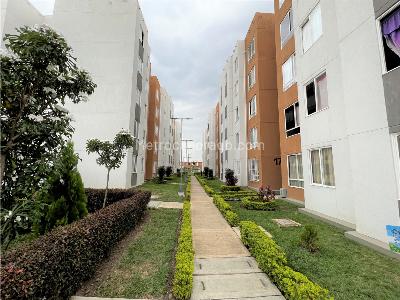 Apartamento de 2 alcobas en venta en Jamundi, Cali, 45 m² · foto 2 de 11