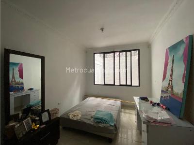 Casa de 5 alcobas en venta en Cali, Cali, 450 m² · foto 18 de 19