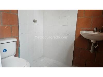 Casa de 1 alcoba en venta en Cali, Cali, 35 m² · foto 4 de 9