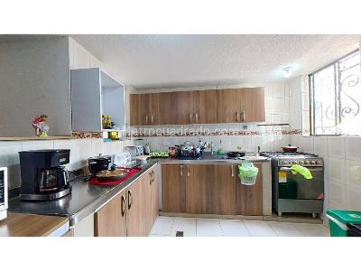Apartamento de 3 alcobas en venta en Prados Del Norte, Cali, 80 m² · foto 3 de 13