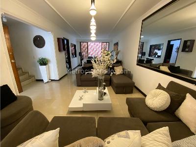 Casa de 4 alcobas en venta en Melendez, Cali, 253 m² · foto 4 de 16
