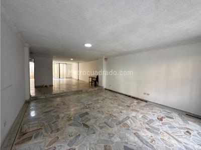 Casa de 4 alcobas en venta en Camino Real, Cali, 290 m² · foto 3 de 20