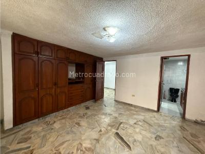 Casa de 4 alcobas en venta en Camino Real, Cali, 290 m² · foto 14 de 20