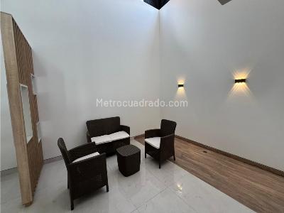 Casa de 3 alcobas en venta en Ciudad 2000, Cali, 239 m² · foto 6 de 20