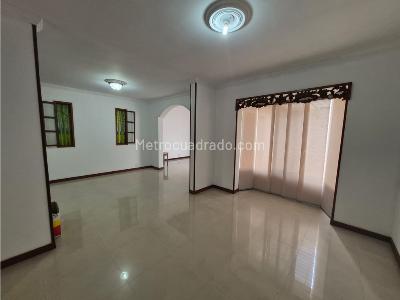 Casa de 3 alcobas en venta en Ciudad Jardin, Cali, 112 m² · foto 2 de 11