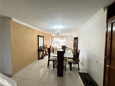 Apartamento de 4 alcobas en venta en Ciudad Jardin, Cali, 132 m² · foto 2 de 12