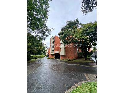 Apartamento de 4 alcobas en venta en Ciudad Jardin, Cali, 132 m² · foto 10 de 12