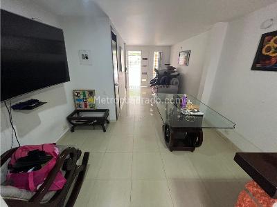 Casa de 4 alcobas en venta en Calicanto, Cali, 82 m² · foto 8 de 20