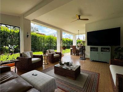 Casa de 5 alcobas en venta en Pance, Cali, 320 m² · foto 3 de 10