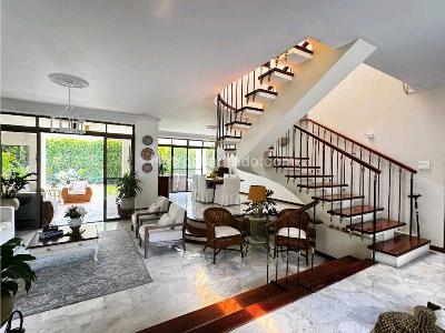 Casa de 5 alcobas en venta en Pance, Cali, 320 m² · foto 6 de 10