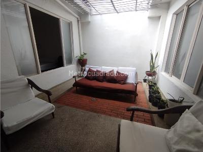 Casa de 5 alcobas en venta en Santa Isabel, Cali, 198 m² · foto 5 de 17