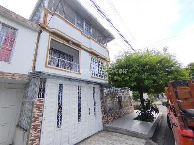 Casa de 5 alcobas en venta en Santa Maria Del Palmar, Palmira, 272 m² · foto 2 de 20