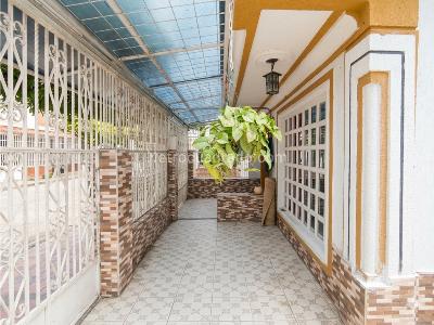 Casa de 5 alcobas en venta en Santa Maria Del Palmar, Palmira, 272 m² · foto 4 de 20