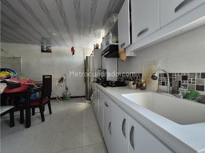 Casa de 5 alcobas en venta en Caney, Cali, 57 m² · foto 6 de 9
