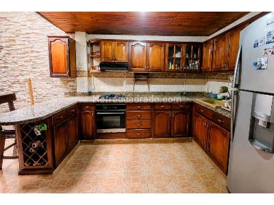 Casa de 5 alcobas en venta en Santa Maria Del Palmar, Palmira, 337 m² · foto 2 de 20