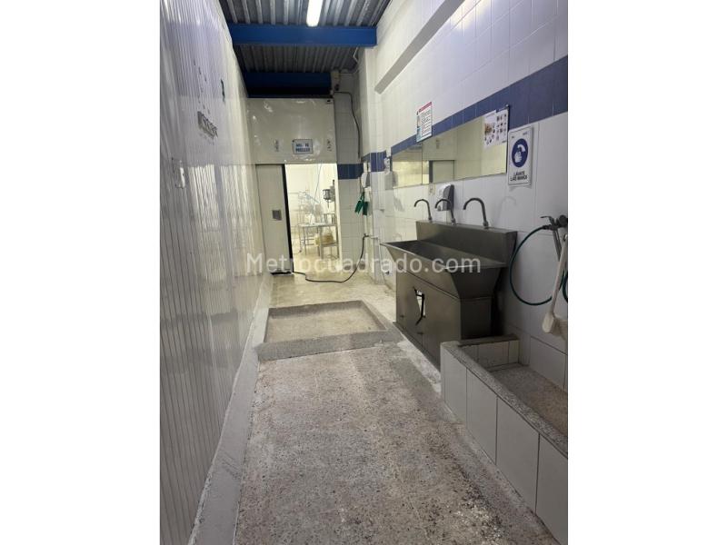 Bodega en Arriendo, La Flora, Cali - Más