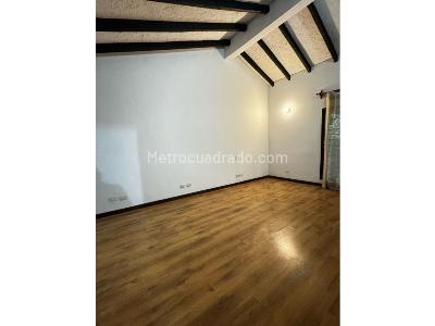 Casa de 4 alcobas en venta en Ciudad Jardin, Cali, 270 m² · foto 3 de 8
