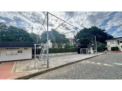 Casa de 4 alcobas en venta en Quintas De Don Simon, Cali, 136 m² · foto 4 de 20