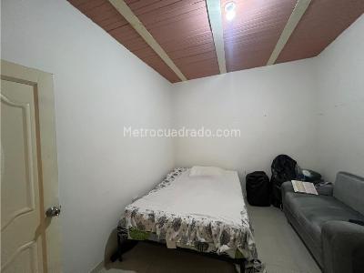 Casa de 5 alcobas en venta en Primitivo Crespo, Cali, 106 m² · foto 5 de 10