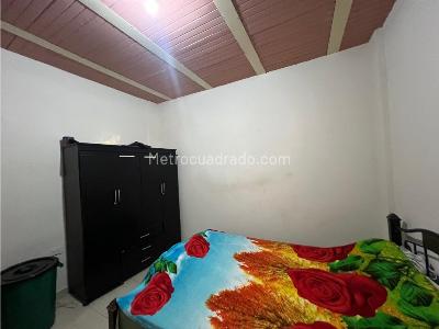 Casa de 5 alcobas en venta en Primitivo Crespo, Cali, 106 m² · foto 7 de 10