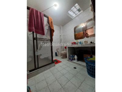 Casa de 5 alcobas en venta en Champañat, Cali, 300 m² · foto 19 de 20