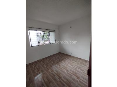 Apartamento de 3 alcobas en venta en Bueno Madrid, Cali, 69 m² · foto 2 de 6