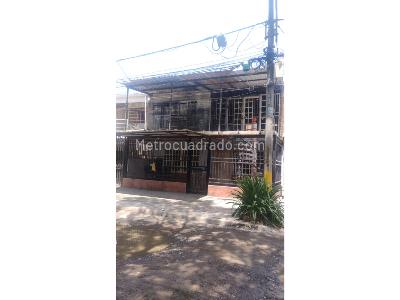 Casa de 4 alcobas en venta en Jorge Eliecer Gaitan, Cali, 180 m² · foto 3 de 20