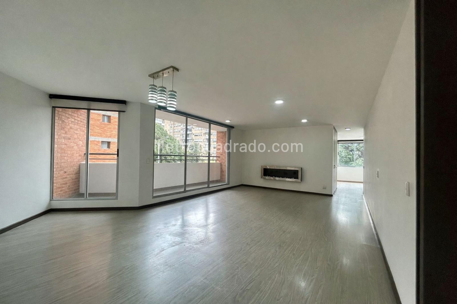 Apartamento de 3 habitaciones en venta en Chico Norte Iii Sector Chico, Bogotá — imagen 1 de 20