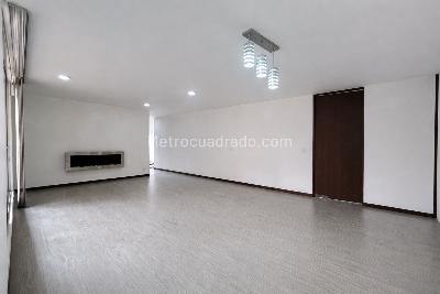 Apartamento de 3 alcobas en venta en Chico Norte Iii Sector Chico, Bogotá, 115 m² · foto 2 de 20