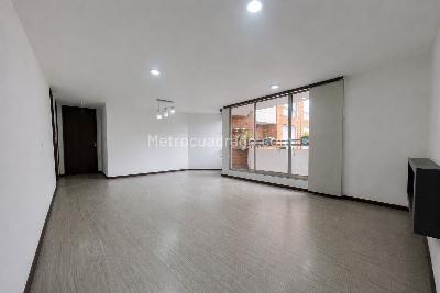 Apartamento de 3 alcobas en venta en Chico Norte Iii Sector Chico, Bogotá, 115 m² · foto 3 de 20