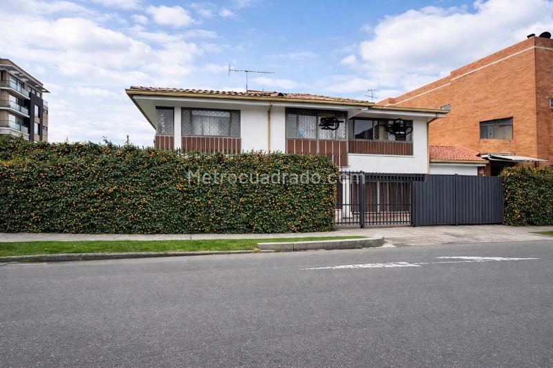 Lote en Venta, CHICO SAN PATRICIO, Bogotá D.C. - Más