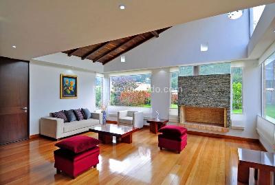 Casa de 4 alcobas en venta en Conjunto Pinar Del Campo, Cajicá, 220 m² · foto 3 de 10