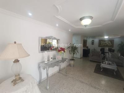 Casa en venta en Ciudad Jardin, Barranquilla · foto 2 de 16