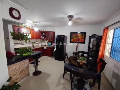 Casa en venta en Ciudad Jardin, Barranquilla · foto 2 de 10
