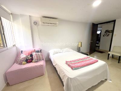 Apartamento de 3 alcobas en venta en Altos De Riomar, Barranquilla, 150 m² · foto 4 de 7