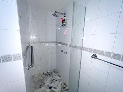 Apartamento de 3 alcobas en venta en Altos De Riomar, Barranquilla, 150 m² · foto 6 de 7