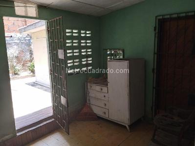 Casa de 4 alcobas en venta en Granadillo, Barranquilla, 540 m² · foto 3 de 4