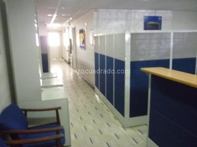 Casa de 5 alcobas en venta en El Porvenir, Barranquilla, 325 m² · foto 2 de 8