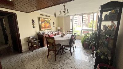 Apartamento de 3 alcobas en venta en Altos Del Prado (Riomar), Barranquilla, 220 m² · foto 4 de 13