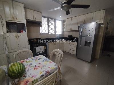 Apartamento de 3 alcobas en venta en Altos De Riomar, Barranquilla, 135 m² · foto 6 de 12