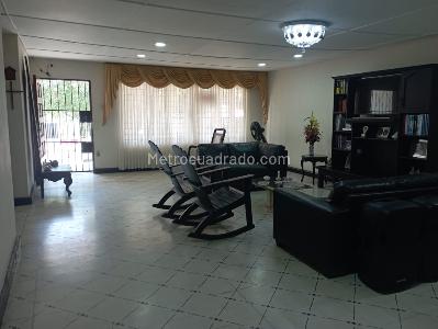 Casa en venta en Ciudad Jardin, Barranquilla · foto 2 de 10