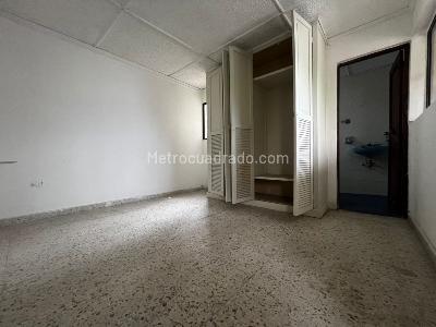 Casa de 3 alcobas en venta en El Tabor, Barranquilla, 329 m² · foto 5 de 10